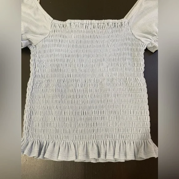 Aqua *Like New* Light Blue Puff Sleeve Top. Size M - Picture 4 of 6